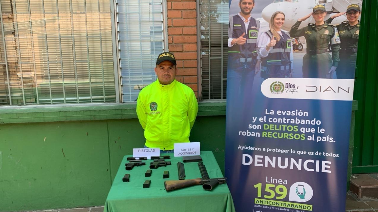 Hombre recibía partes de armas desde Estados Unidos