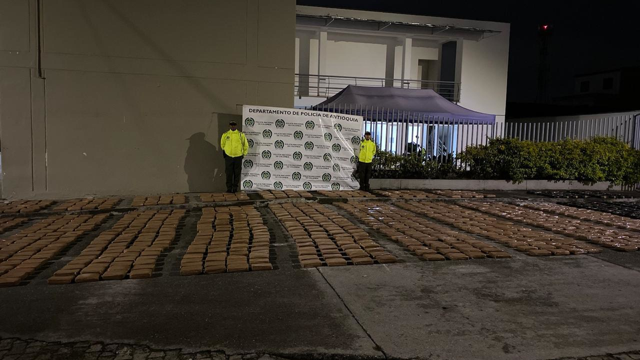 Las autoridades ubicaron e incautaron 1.500 kilos de marihuana en el Carmen de Viboral
