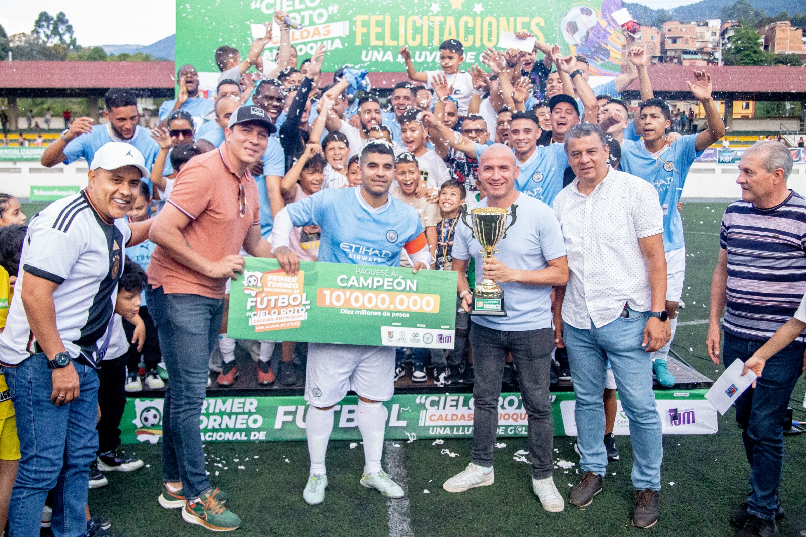 Alcalde de Caldas entregó balance de sus primeros 100 días de gobierno 
