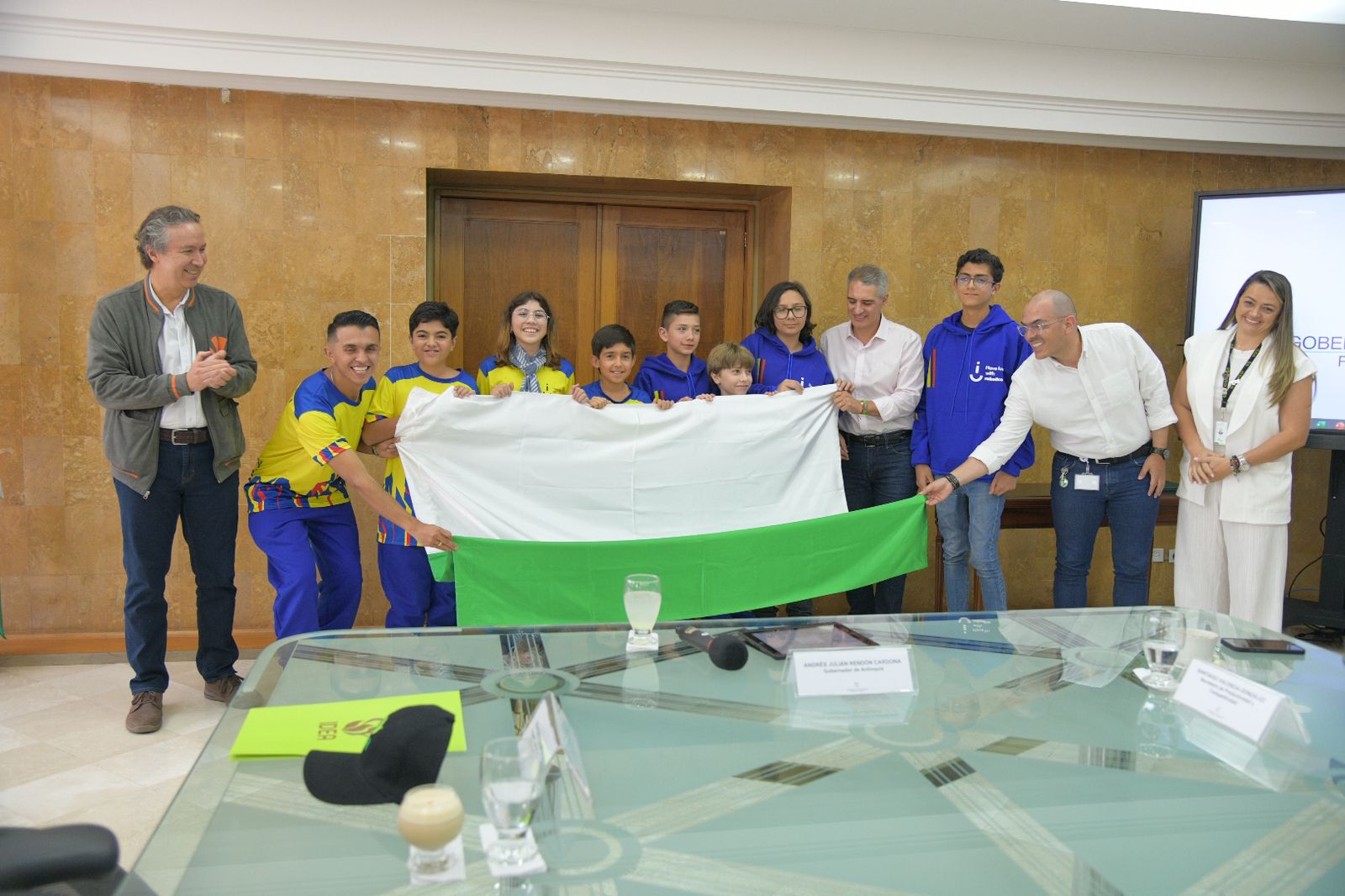 Niños del Oriente antioqueño viajan a Estados Unidos para evento mundial de robótica