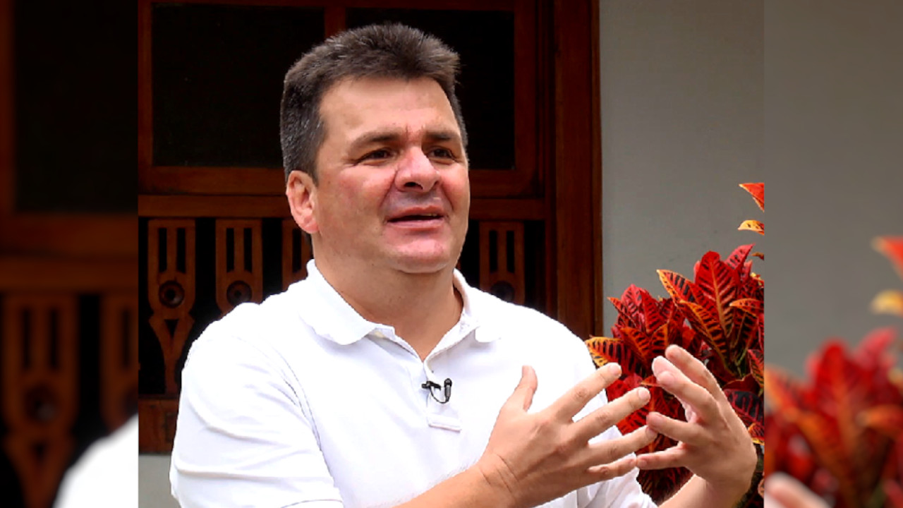 Diputado del Centro Democrático en Antioquia, perdió curul porque aspiró mientras su hermano era Secretario en Rionegro