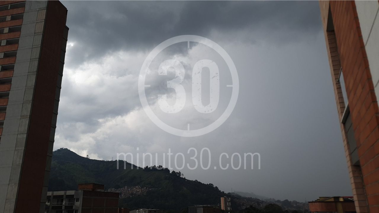 Reportan lluvias en el sur: Así se ve Itagüí y Envigado ahora