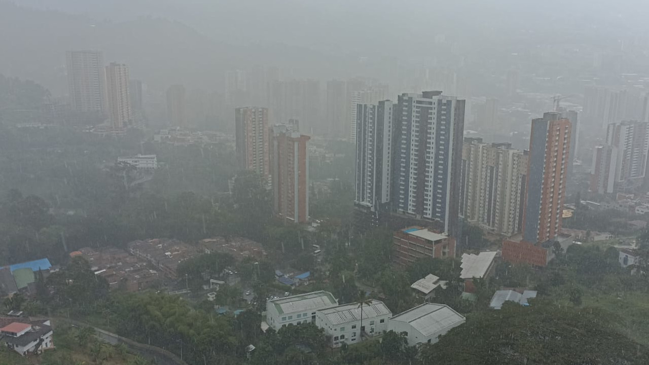 Reportan lluvias por estos sectores del Medellín este 27 de abril