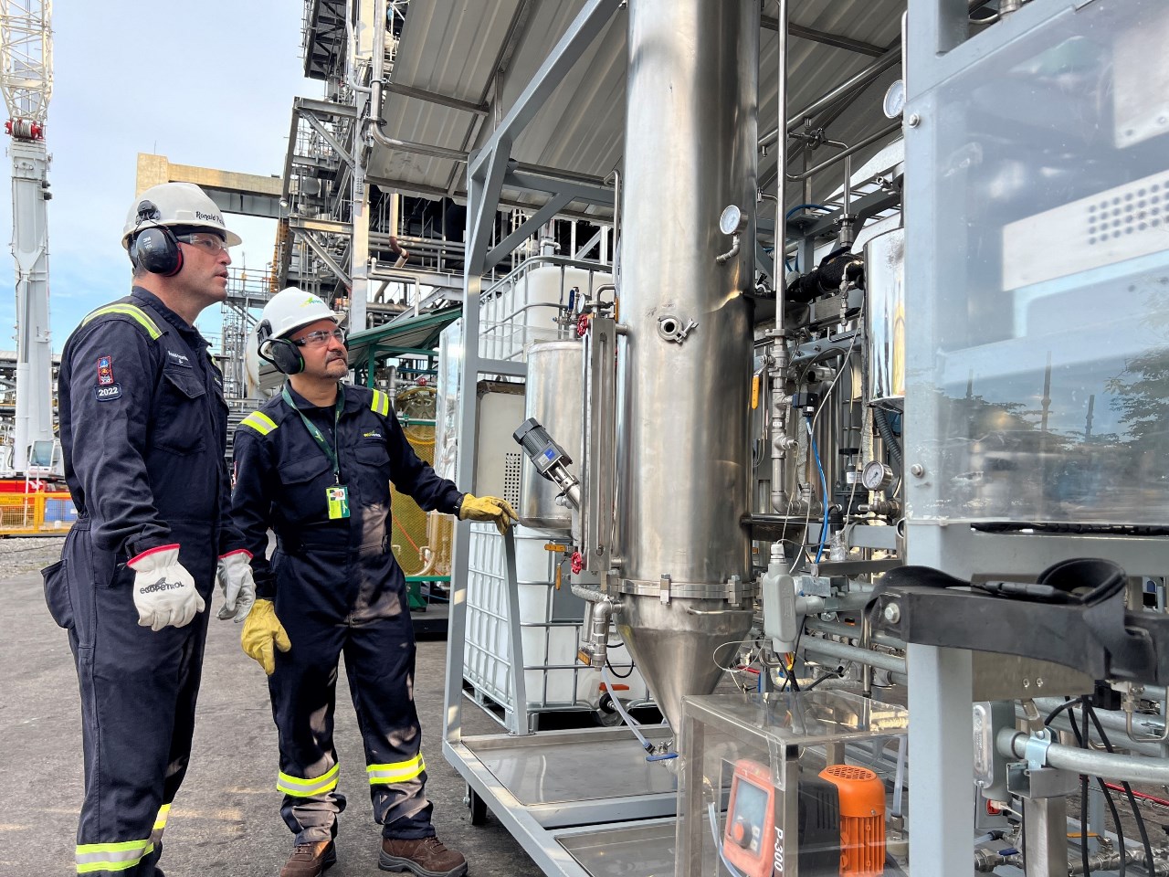 El aumento en la producción de gasolina, diésel y jet contribuyó a reducir las importaciones para el abastecimiento de la demanda local