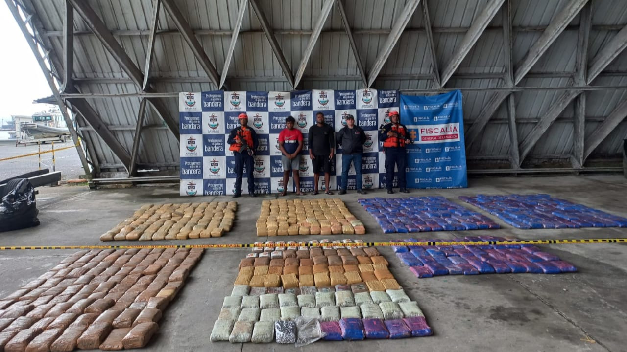 Incautados 903 kilogramos de marihuana en el Pacífico colombiano