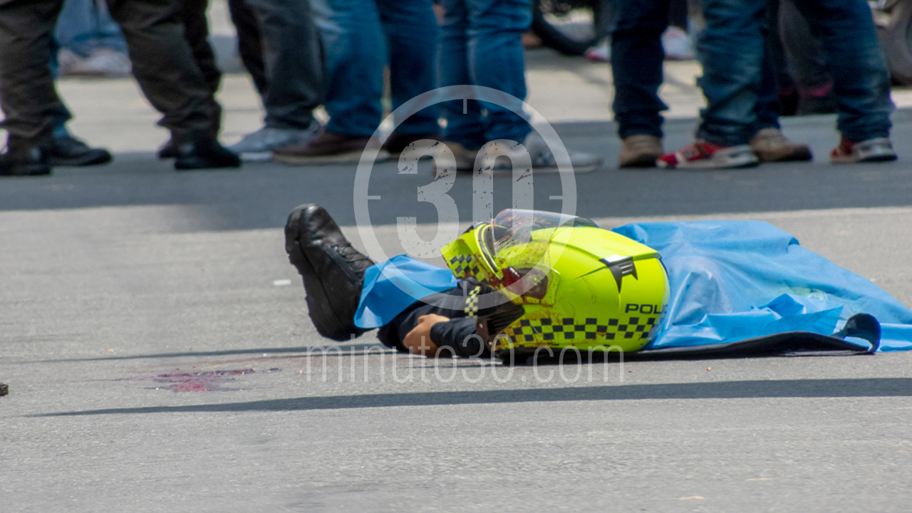 Hallan más de 20 vainillas de arma de fuego en el lugar del homicidio del Subintendente Cortez en Laureles