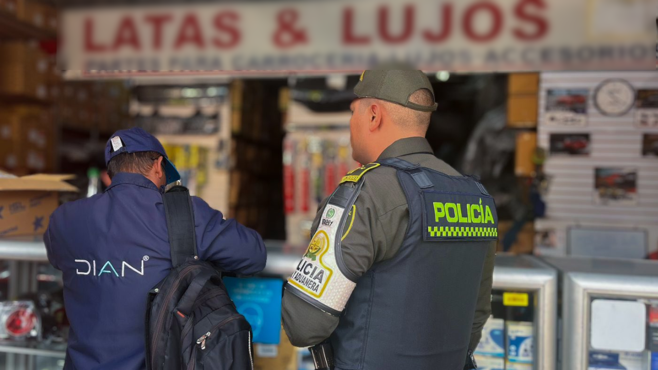 Decomiso de 10 mil autopartes ilegales y dos capturas en barrios Unidos, Bogotá