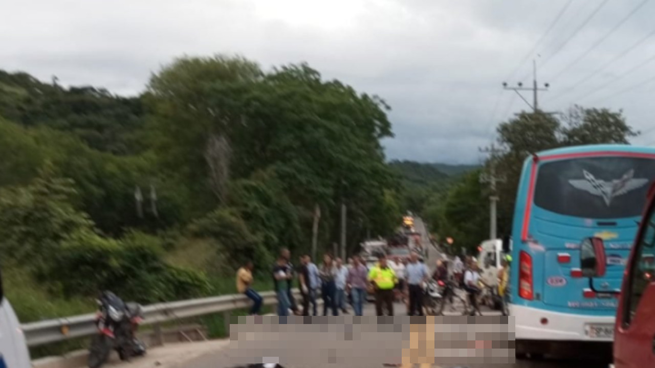 Fatal accidente en la vía que conecta a los municipios de Tocaima y Apulo, en Cundinamarca.