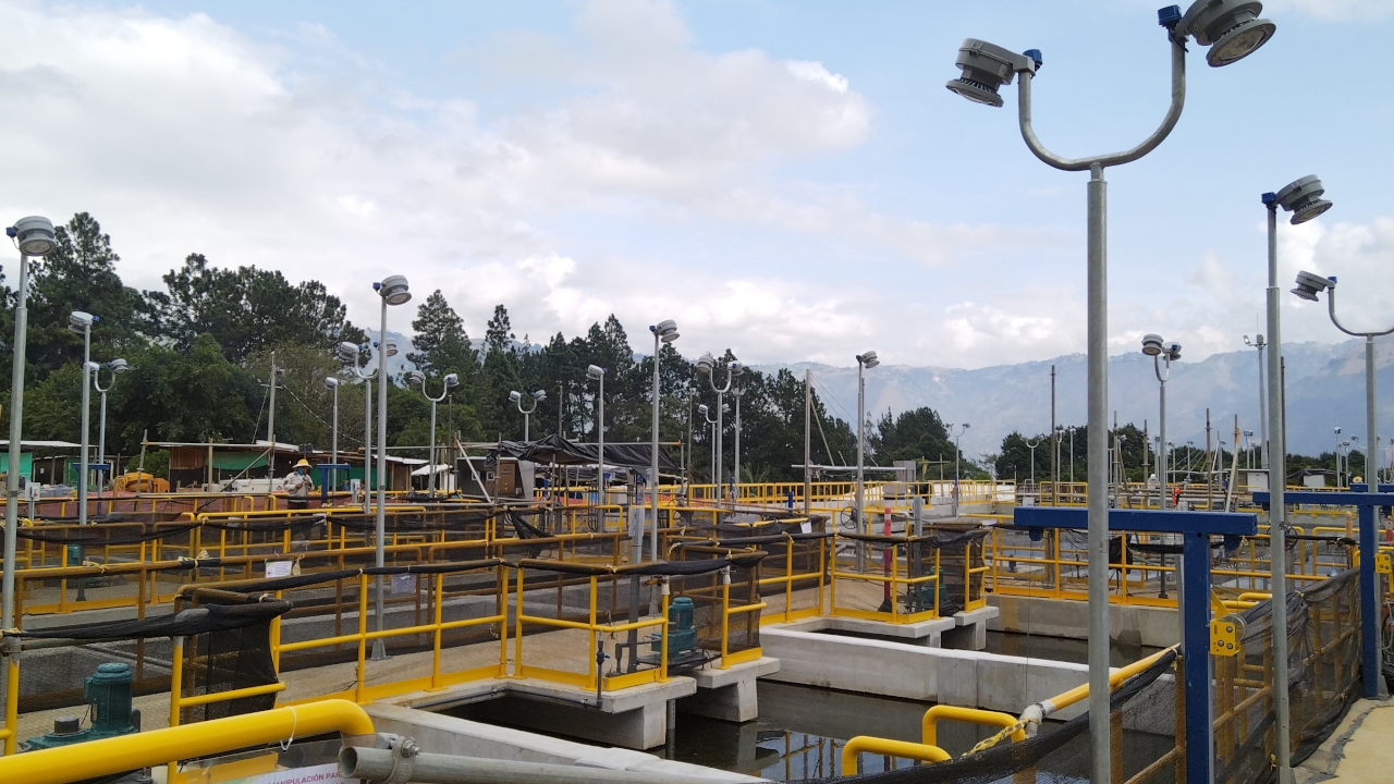 Tanques de almacenamiento de agua para el Valle de Aburrá