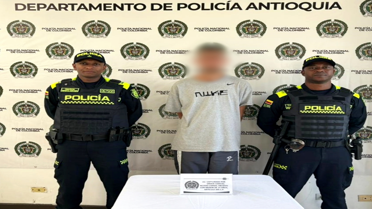 ¡Se acabó la fiesta para estos dos! La policía los atrapó con orden judicial en Antioquia