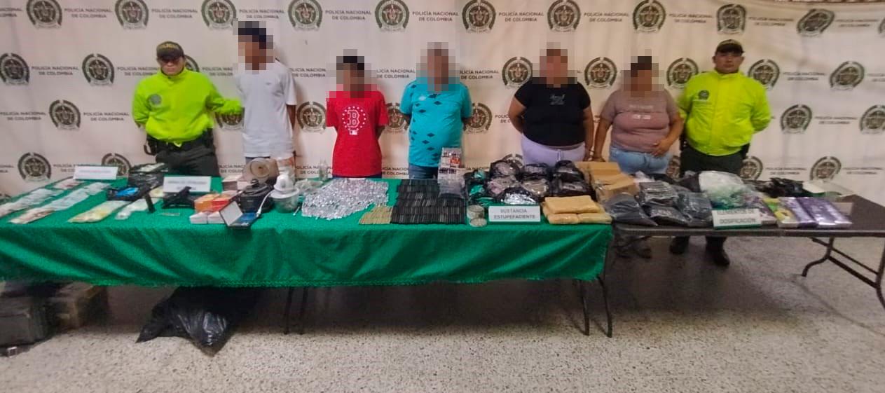 40 capturas y 38 mil dosis de droga incautadas en 78 allanamientos de la operación Ares del Valle de Aburrá