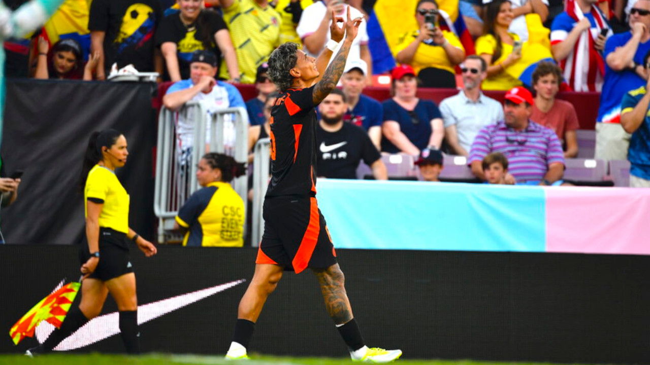 Richard Ríos le celebró el cumpleaños a la mamá con su primer gol con la Selección