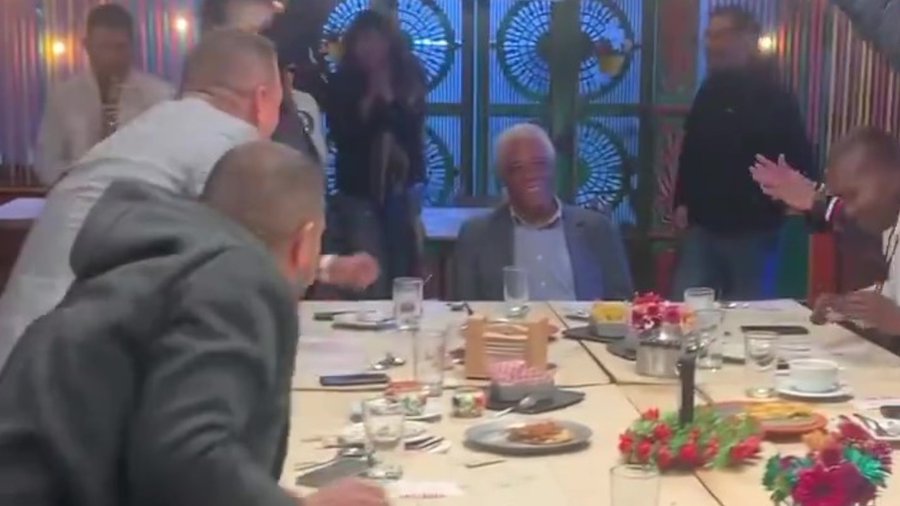 Jugadores campeones de la Copa América en 2001 recordaron el logro cantando con ‘Pacho’ Maturana