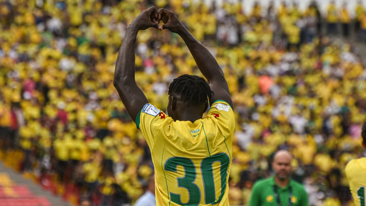Estadios llenos en Bucaramanga y Bogotá para la final