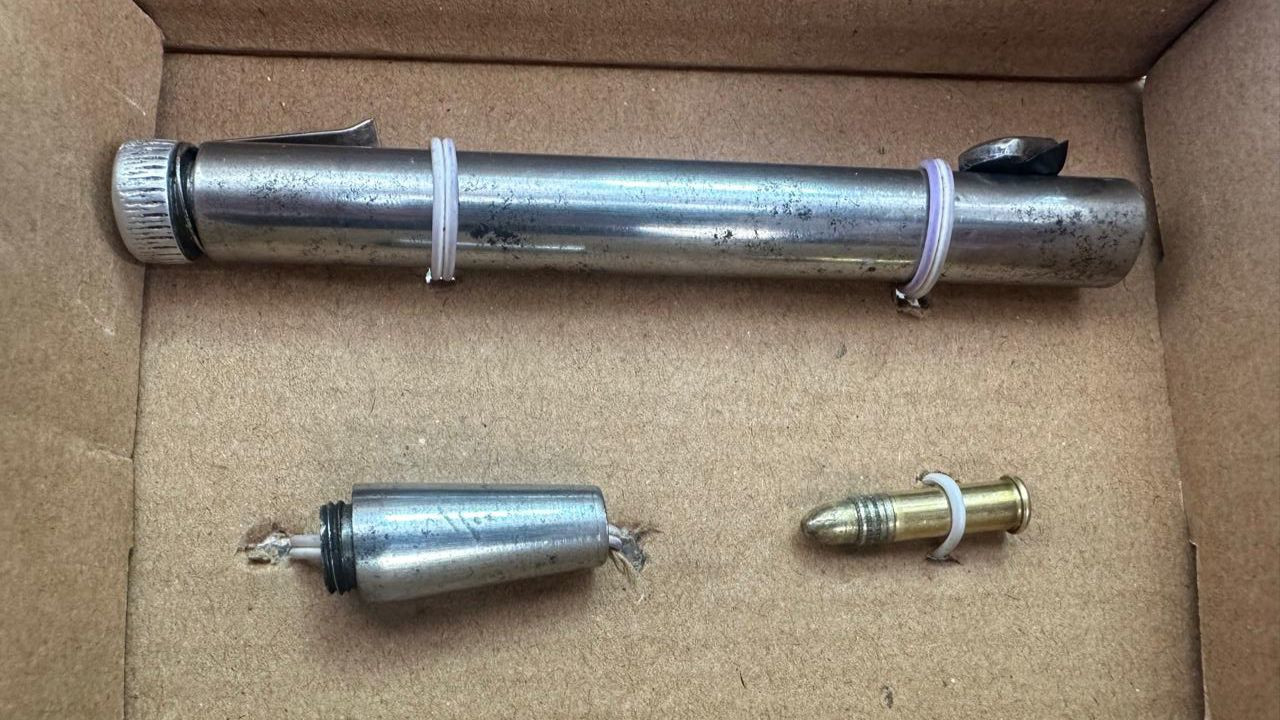 Hombre capturado en Bogotá con arma de fuego tipo lapicero