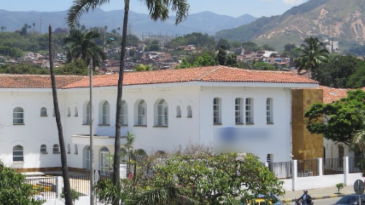 Caos por disparo en sala de urgencias de clínica infantil en Cali