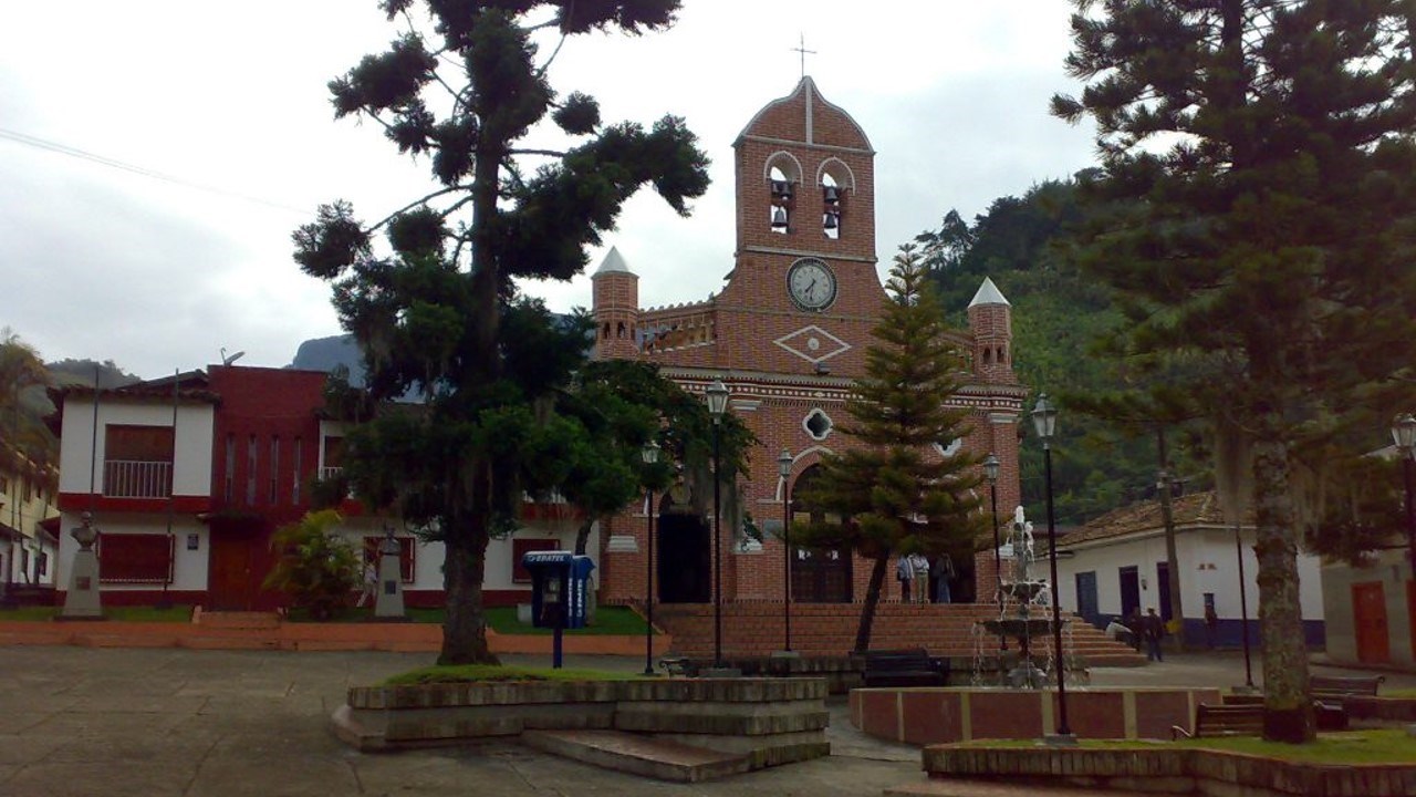 abriaqui