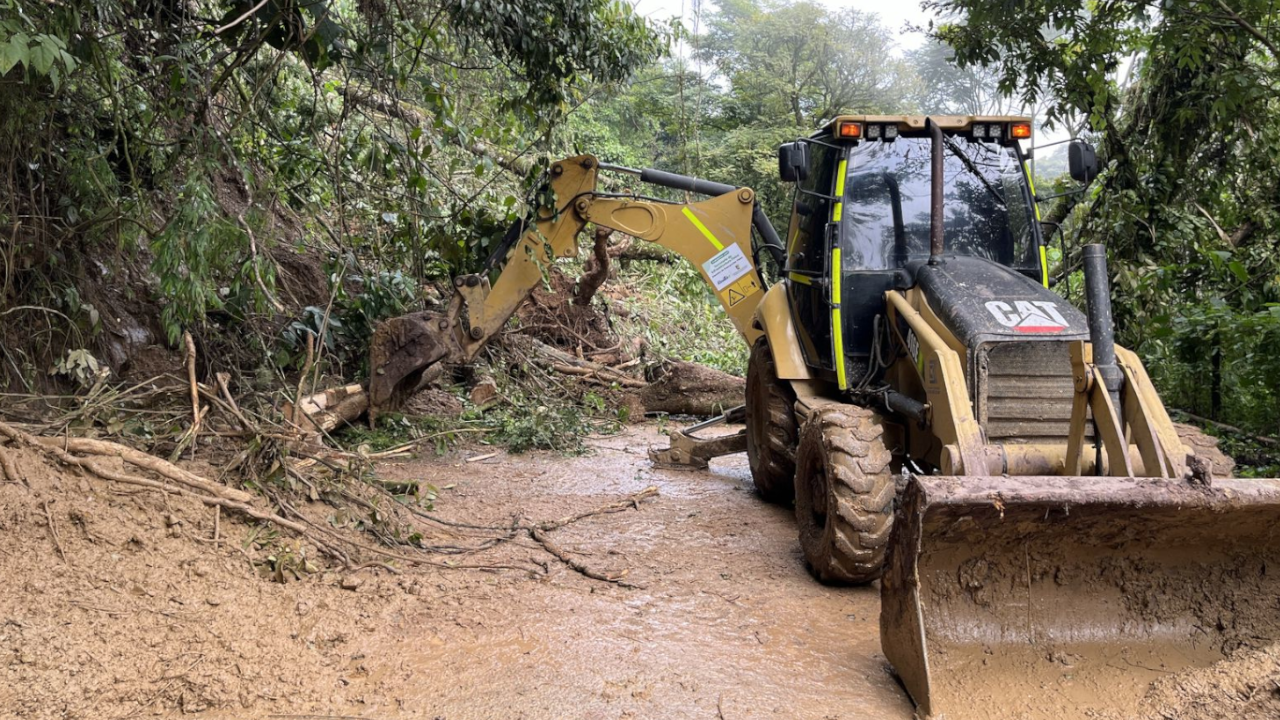 Cierres viales impactan el inicio del Puente Festivo: Estado de las vías de Antioquia