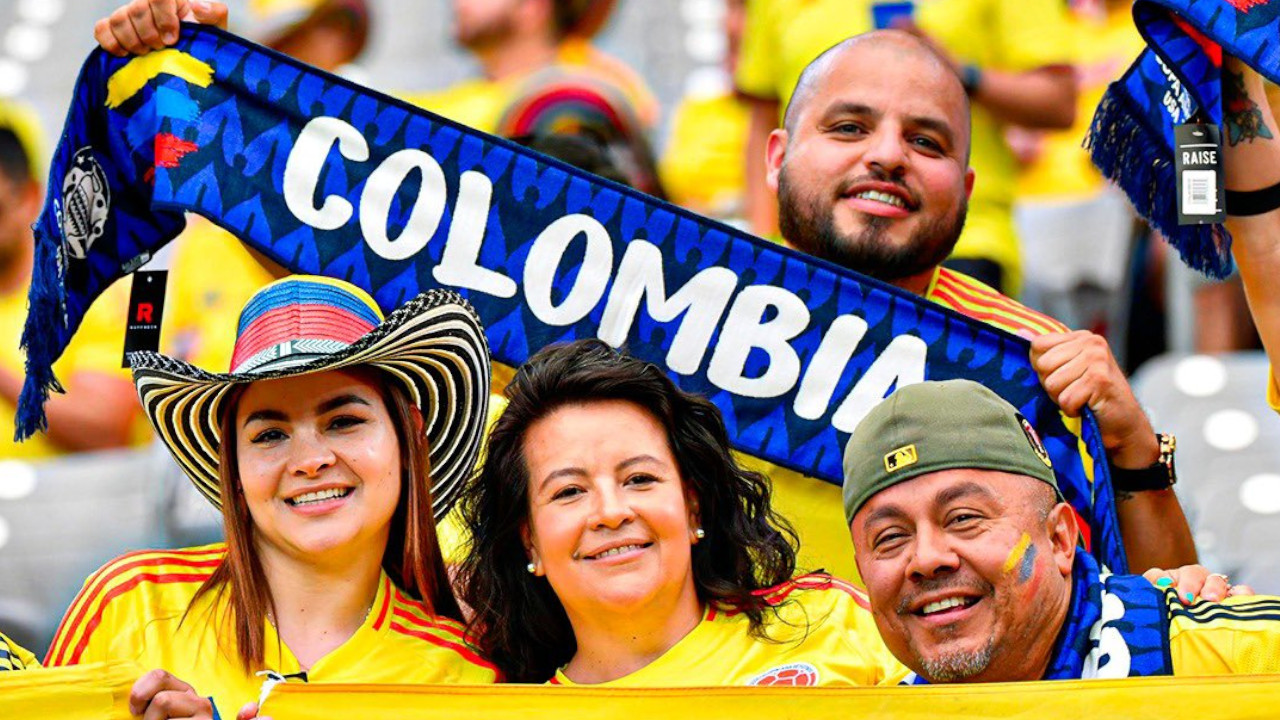 ¡Están preocupados! Federación Colombiana de Fútbol pidió no usar bengalas en los partidos de la Selección