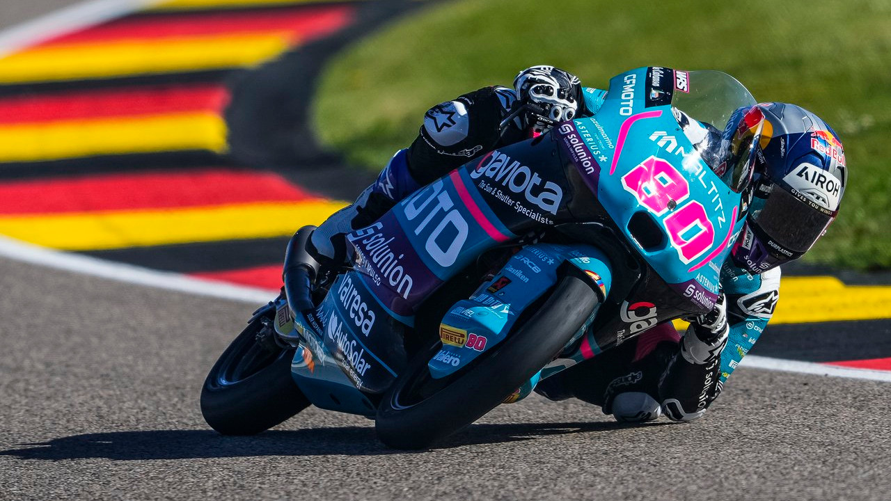 David Alonso obtiene victoria y sigue líder en el Mundial de Moto3