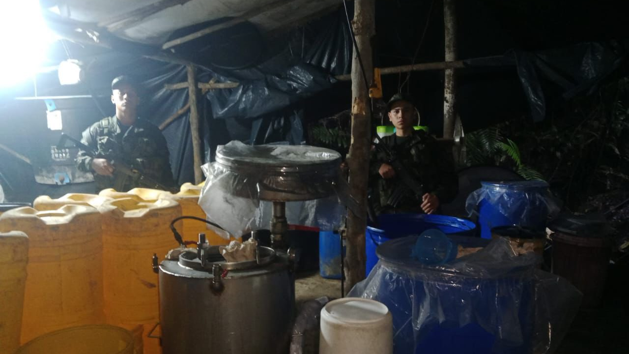 Desmantelan siete laboratorios del Clan del Golfo en Barbosa