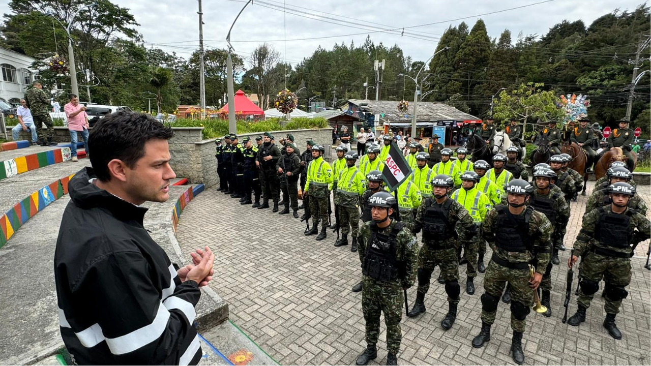 Seguridad en Santa Elena antes de la Feria de las Flores