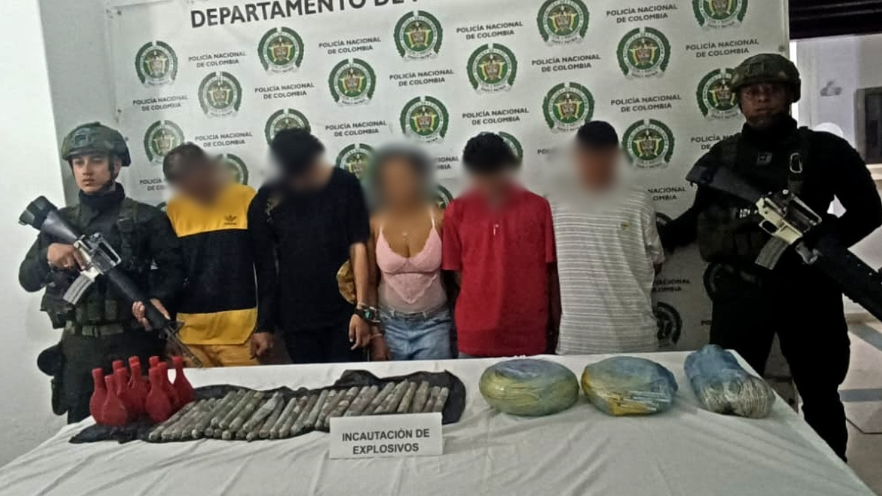Pillaron a cinco personas con armas y explosivos en Hispania, Antioquia