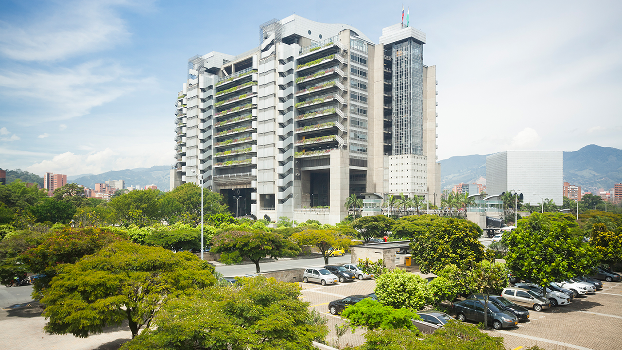 Con la venta de UNE gana EPM y gana Medellín