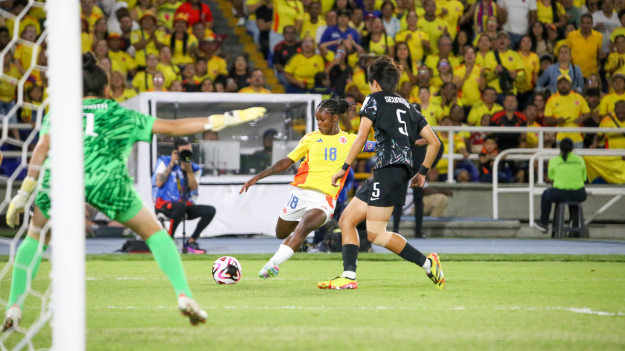 Linda Caicedo brilla y clasifica a Colombia sub 20 a cuartos de final