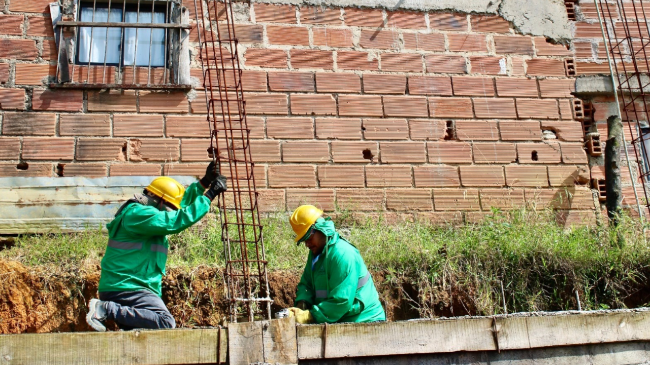 Demolición de viviendas sin licencia en San Antonio de Prado