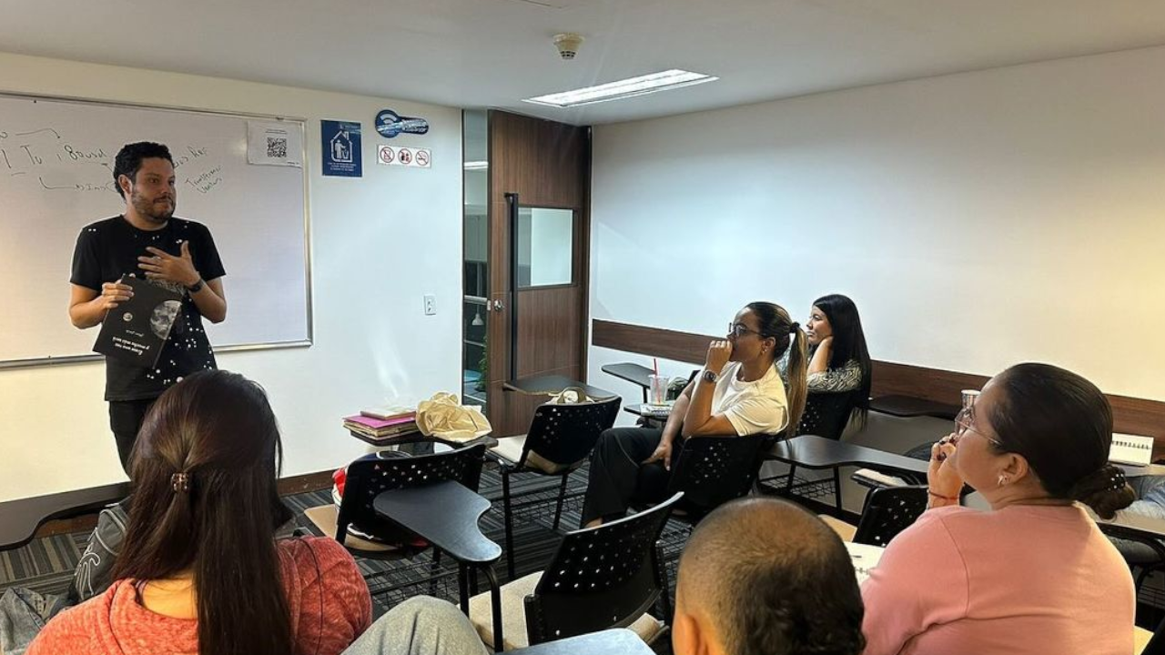 Jóvenes se formarán en habilidades digitales en Medellín