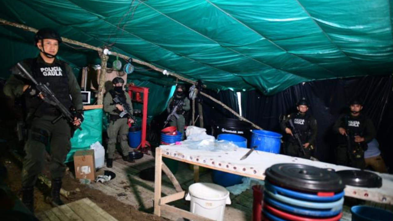 Desmantelan un laboratorio de cocaína en Altavista