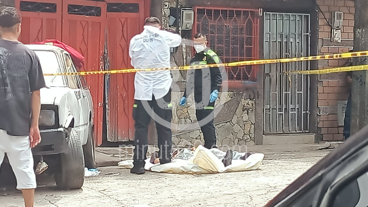 ‘Se recostó en un carro y no despertó’: hallan hombre sin vida en Castilla 5 Hallan hombre sin vida en un carro en Castilla