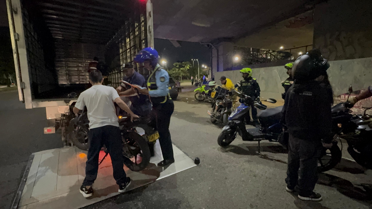 Incautaron 100 cigarrillos de marihuana en el Puente de la 4 Sur