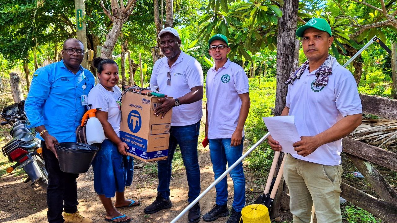 Gobierno entrega más de 300 millones en herramientas e insumos para proyecto platanero en Urabá 6 Gobierno entrega más de 300 millones en herramientas e insumos para proyecto platanero en Urabá