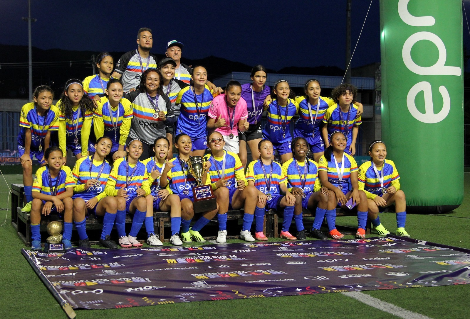 Más de 400 niñas participaron en el Mundialito Sub-14 6 mundialito sub 14 6