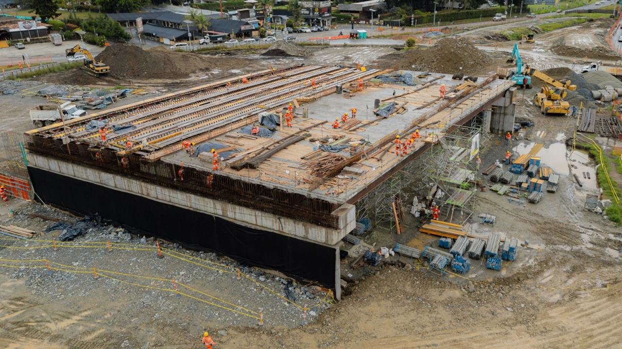 Avanza en un 50% el Intercambio Vial del Aeropuerto José María Córdova