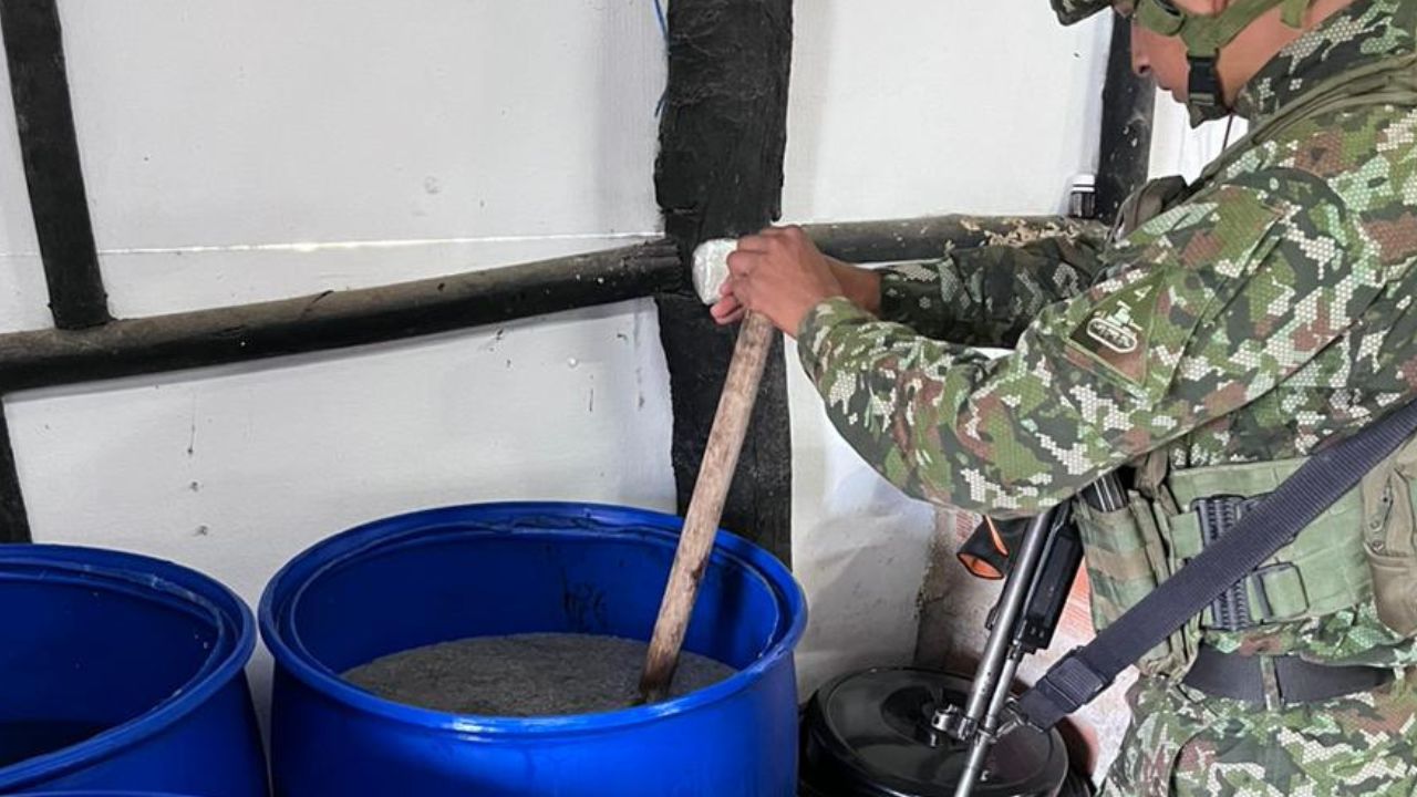 ¡Les dañaron "el negocio"! Cae fábrica de drogas: destruyen laboratorio en San Luis, Antioquia 4 laboratorio 5