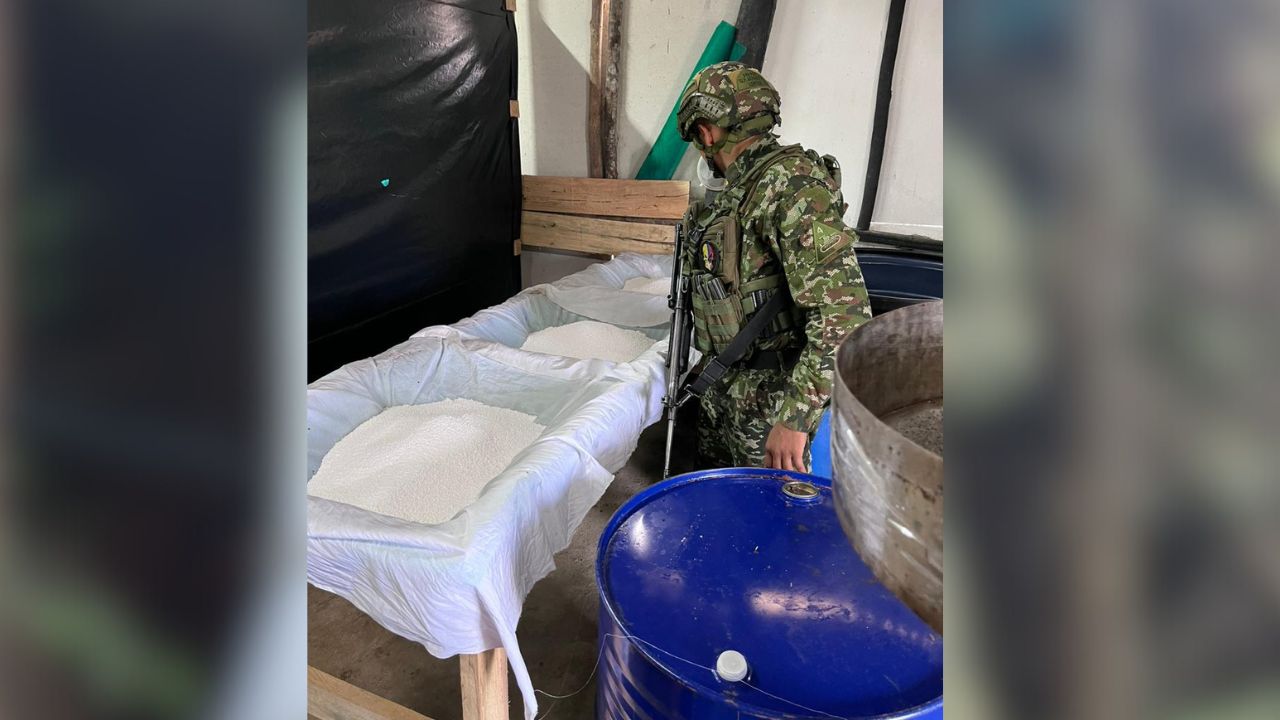 ¡Les dañaron "el negocio"! Cae fábrica de drogas: destruyen laboratorio en San Luis, Antioquia 7 laboratorio 8