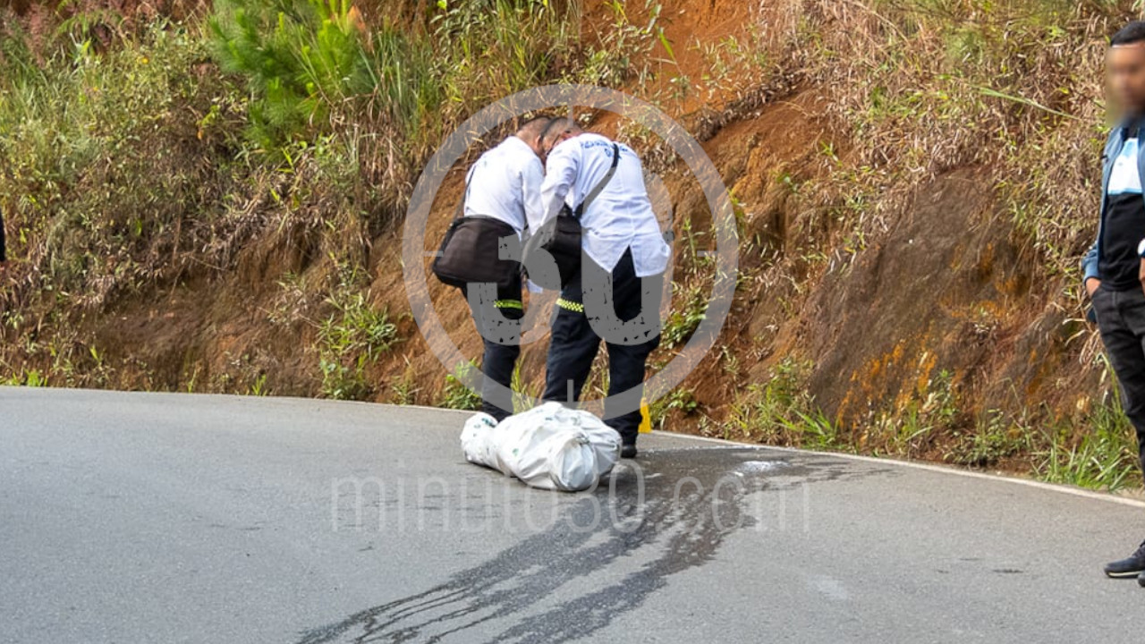 Hallan cuerpo de un hombre en la Autopista Medellín-Bogotá