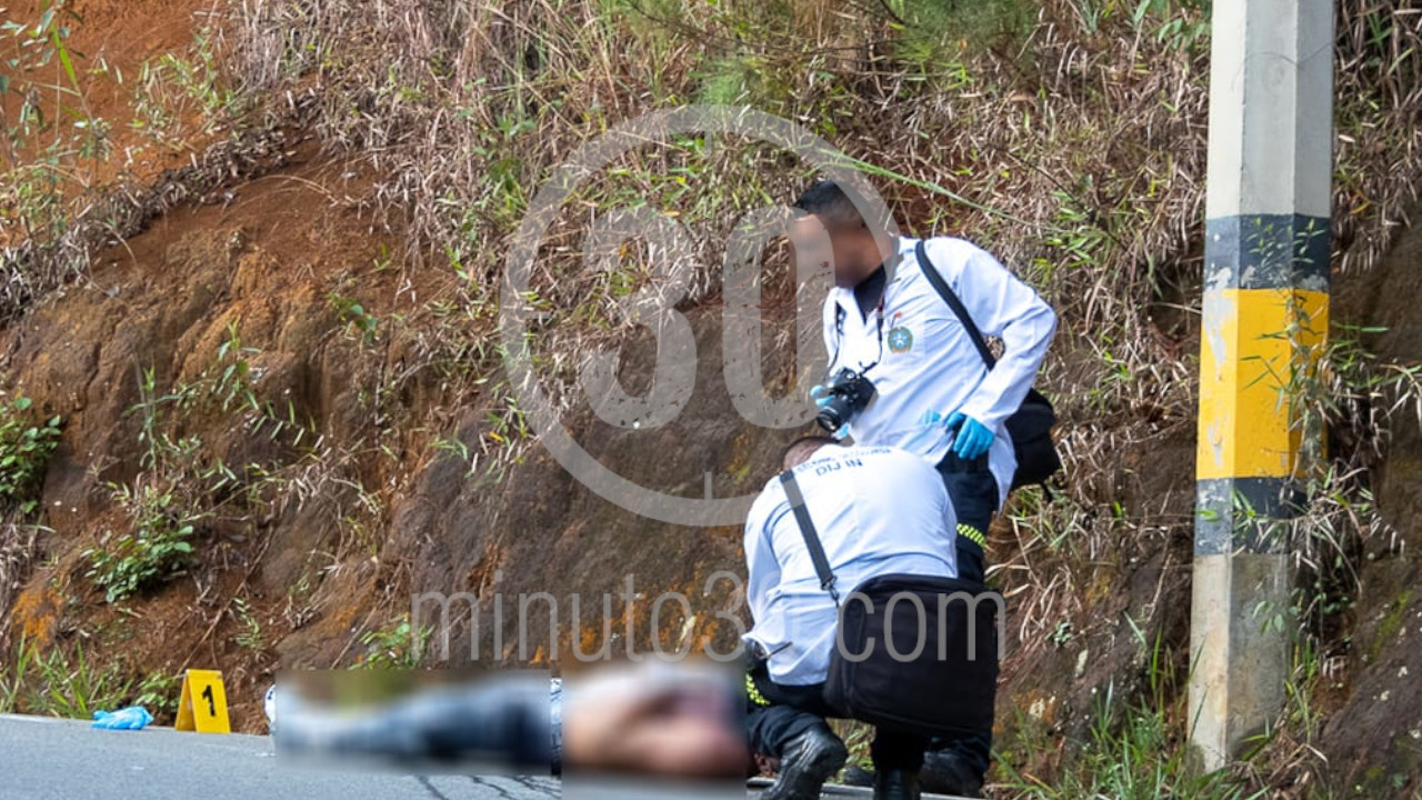 Hallan cuerpo de un hombre en la Autopista Medellín-Bogotá