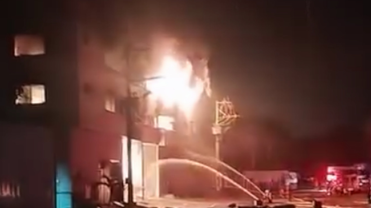 Incendio en zona industrial de Girardota movilizó a más de 30 bomberos