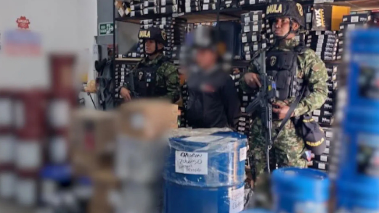 Descubren gigantesca red de falsificacion de lubricantes para motores en Antioquia 