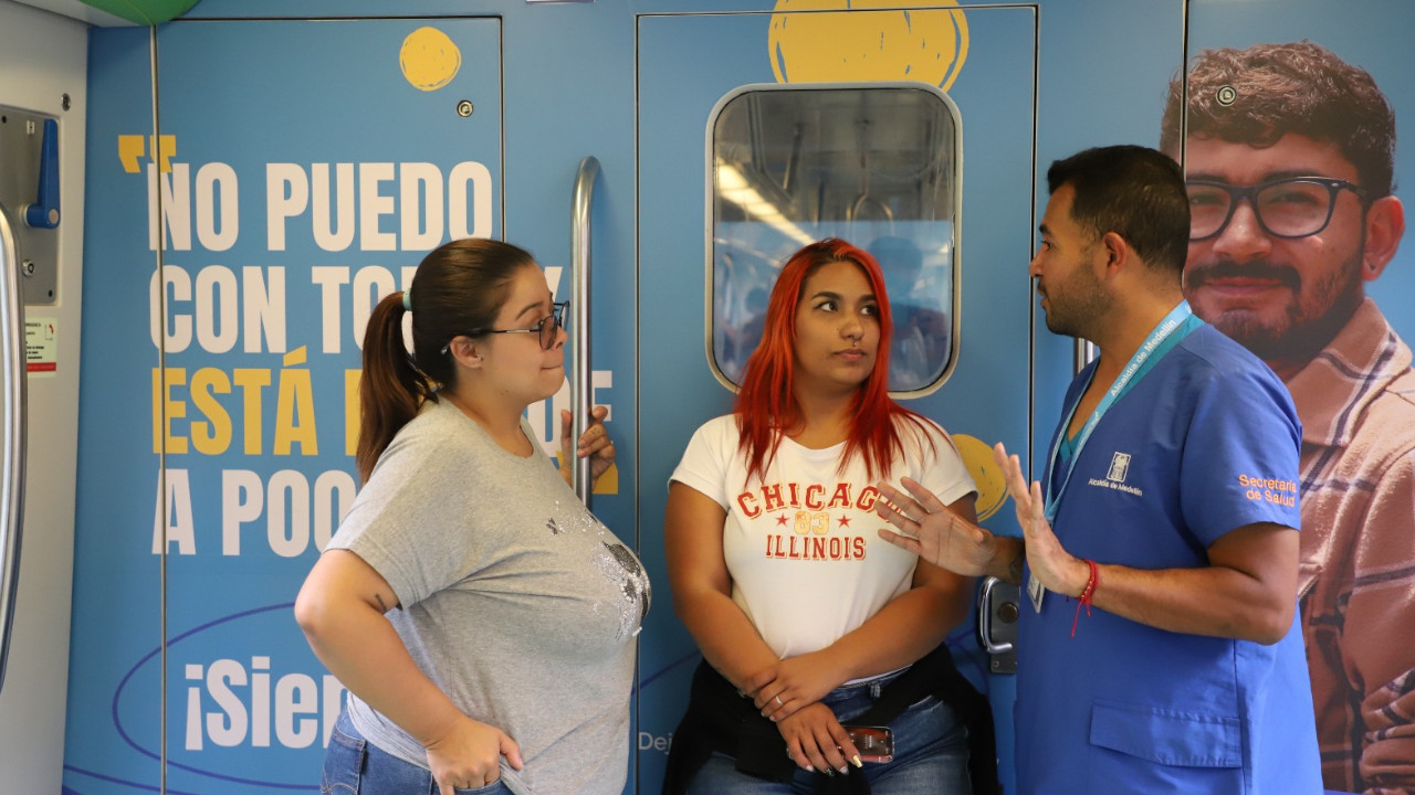 ¡Medellín se pone las pilas con la salud mental! Avance de estrategias lograron reducción del suicidio