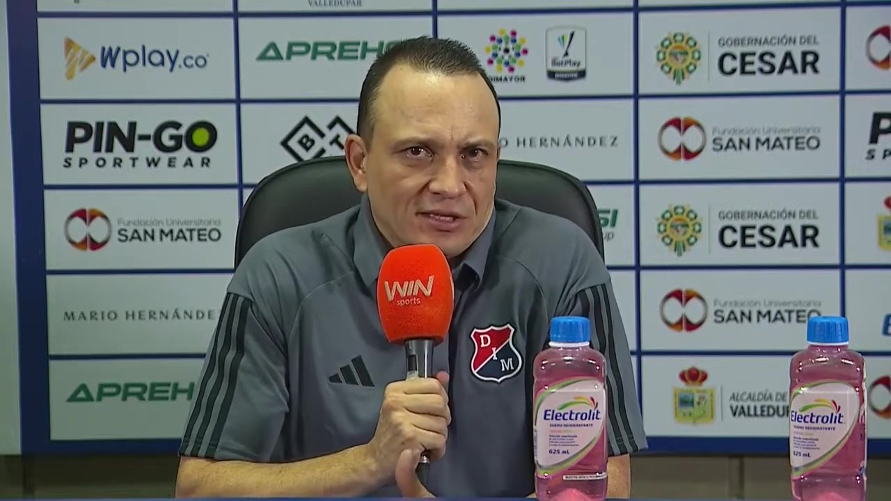 La brisa y el terreno condicionaron el juego: Alejandro Restrepo, técnico del DIM