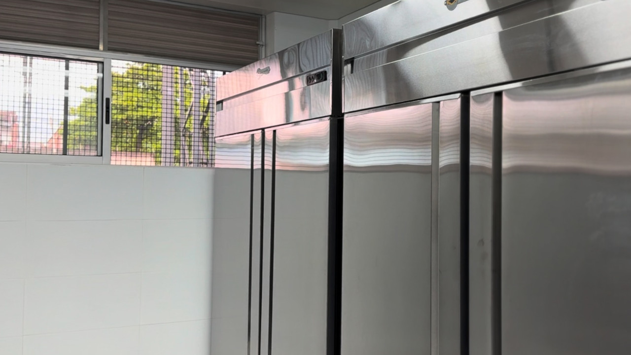 95 mil estudiantes en Medellín estrenan aulas escolares