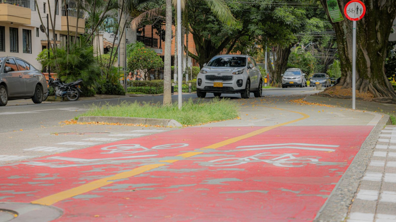 Más seguridad para pedalear: mantenimiento y nuevos cicloparqueaderos en Medellín 2 Mantenimiento y nuevos cicloparqueaderos en Medellín