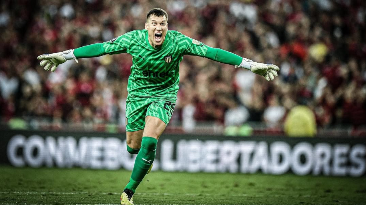 ¡El mejor portero de la Libertadores 2024 llega al Poderoso! Washington Aguerre será nuevo guardameta del DIM