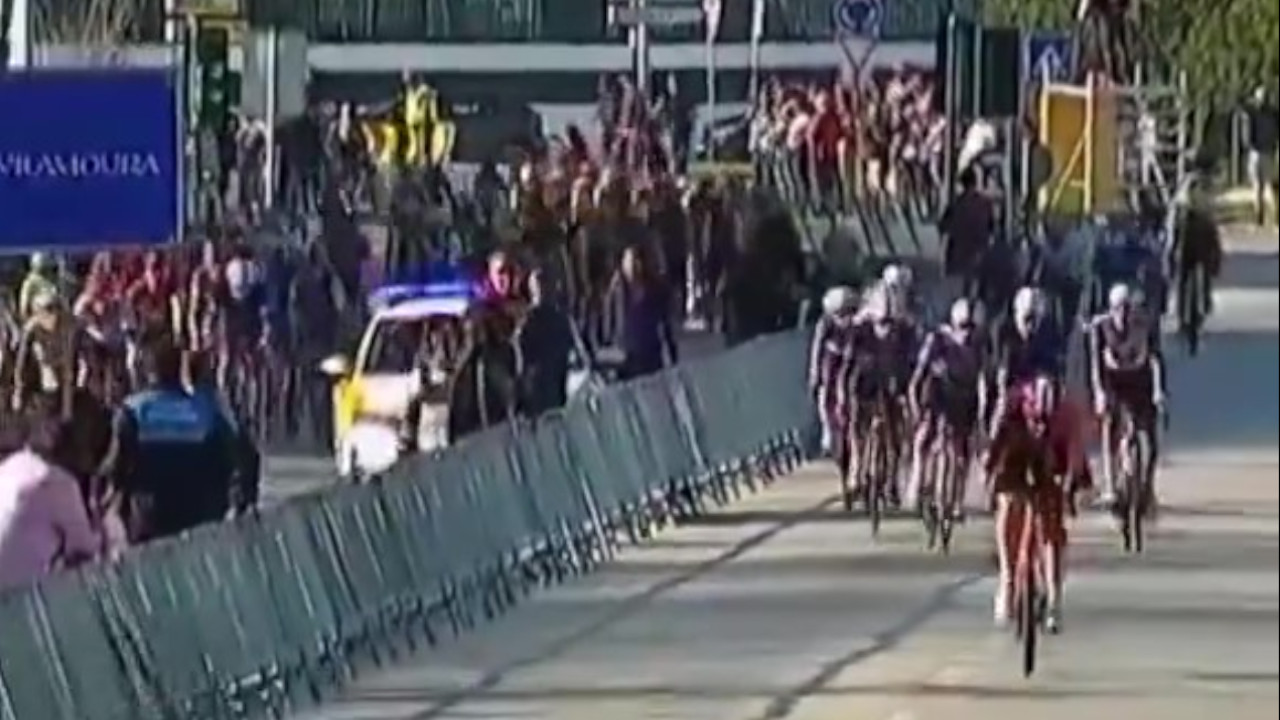 Ciclistas cogieron por otra ruta y cancelaron la etapa