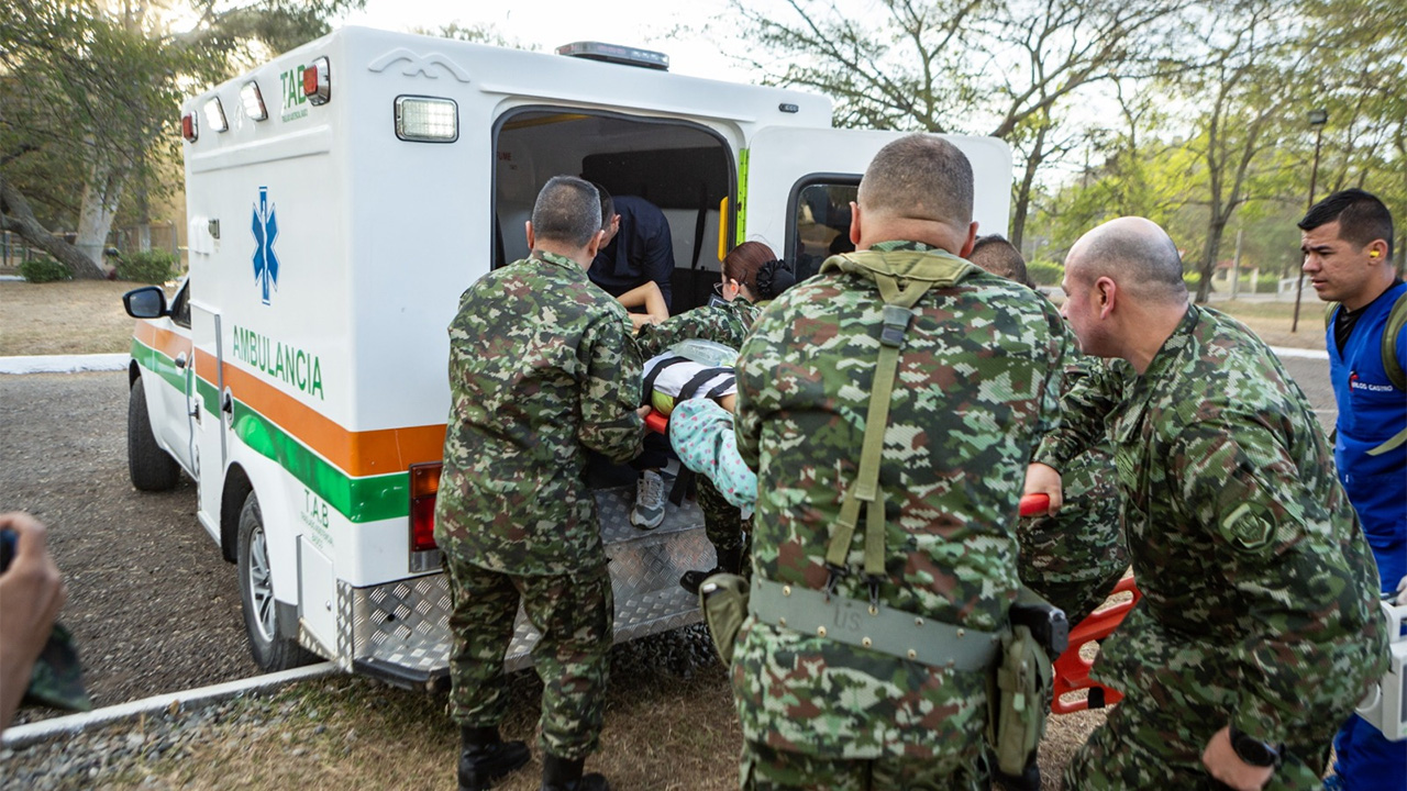 Ataque con drones explosivos en Cauca deja a cuatro militares heridos